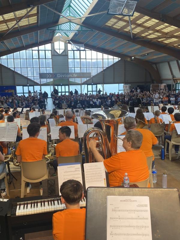 Mass band 16 mars 20